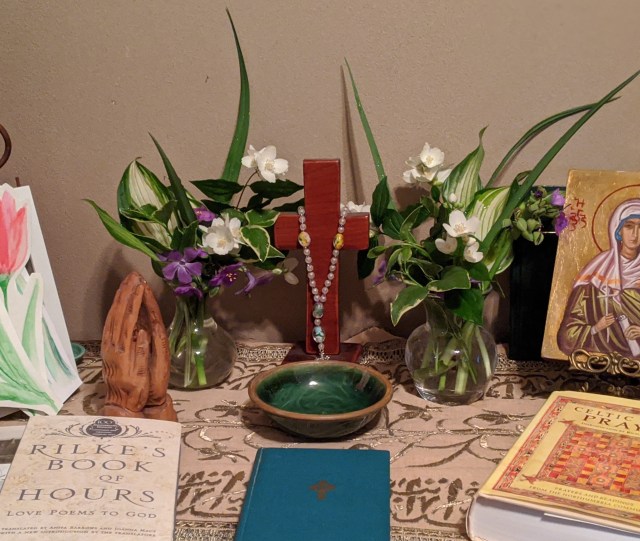 00100lrportrait_00100_burst20200426081525853_cover